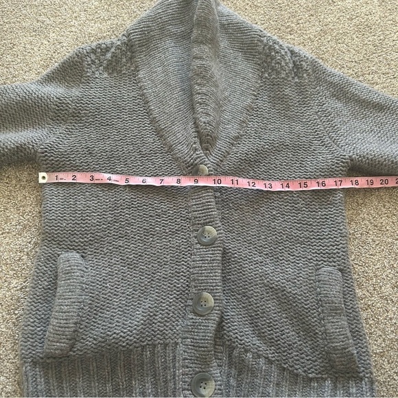 American Eagle gray button front grandpa cardigan L - Picture 5 of 7